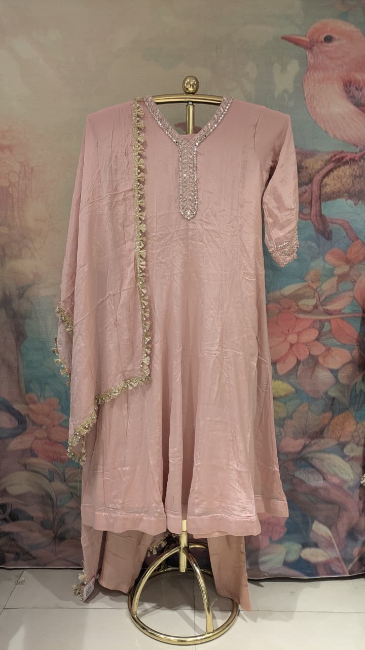 Blush Pink Embroidered Georgette Anarkali Set.