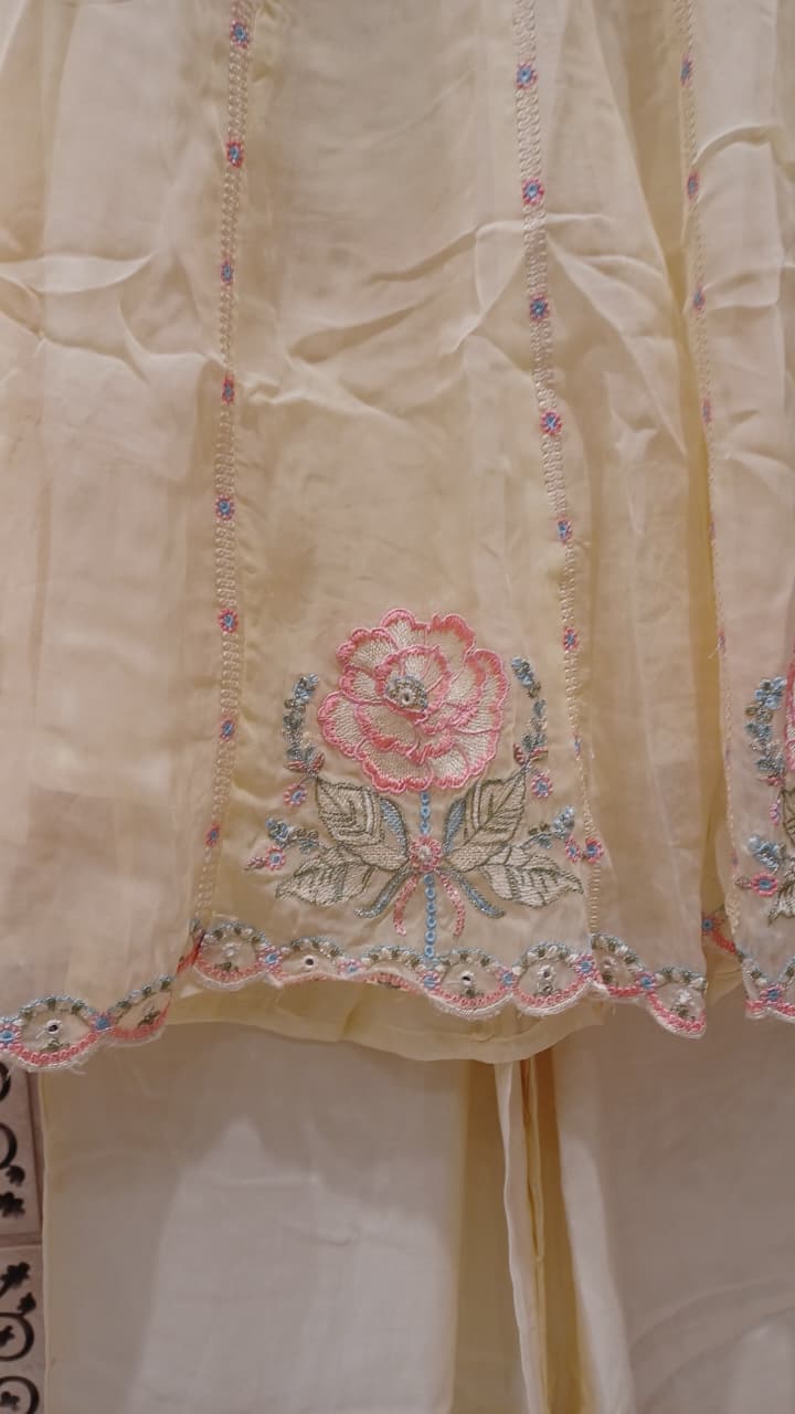 Pastel Cream Embroidered Georgette Anarkali Kurta & Palazzo Pant Set with Scalloped Borders