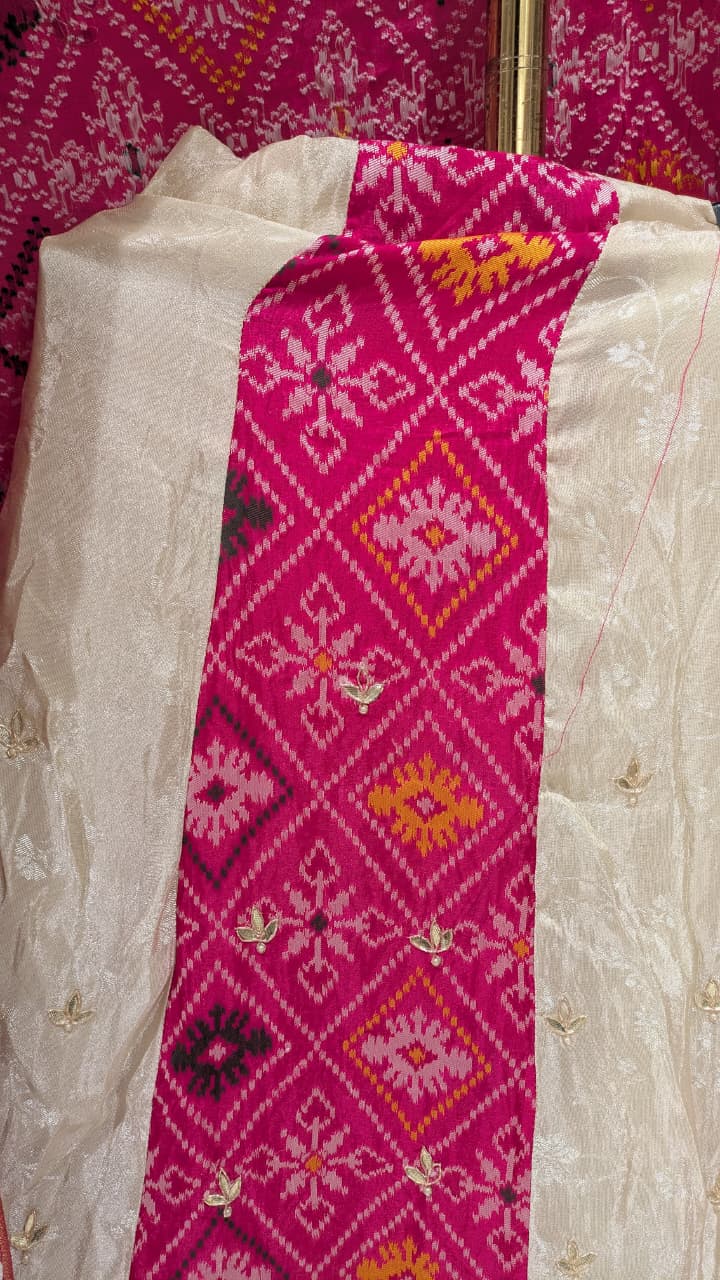 Patola Lehenga – Unstitched Ivory & Rani Pink Silk Lehenga Choli Set.