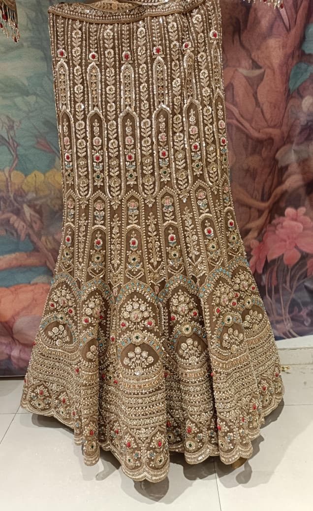 Champange Gold Fish-Cut Heritage Bridal Lehenga Choli Set.