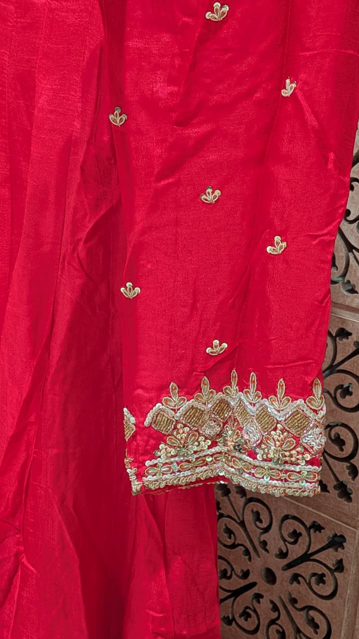Rani Pink Hand-Detailed Flared Mul Chanderi  Anarkali Set.