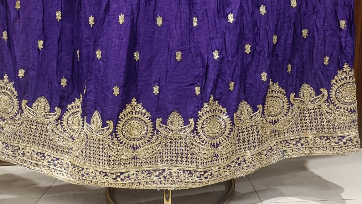 FLOOR LENGTH GOWN STYLE OUTFIT
