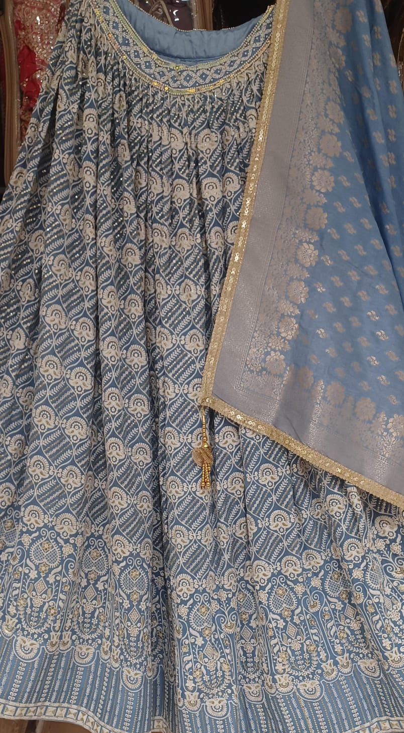 TRADITIONAL WEAR,THREAD WORK GEORGETTE LEHENGA CHOLI