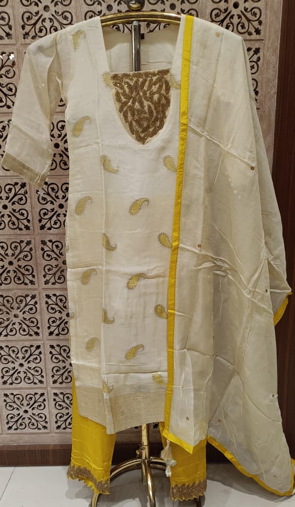 DAILY WEAR KURTA SET
