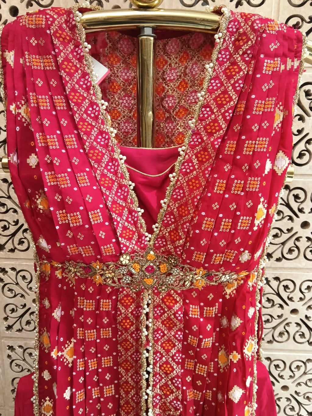vibrant and modern 2-piece funsion outfit that beautifully blends traditional Indian textile arts with a contemporary silhouette.