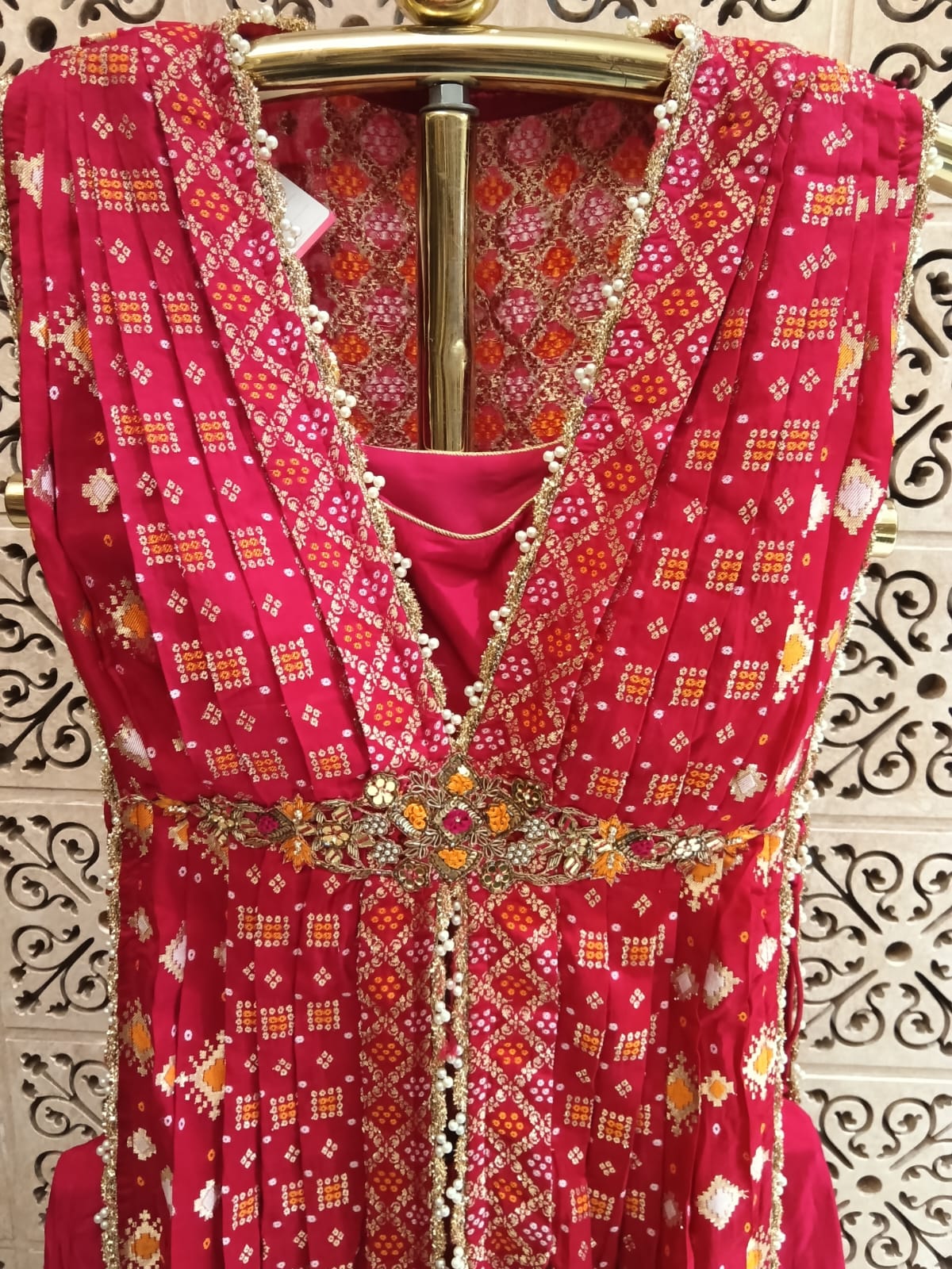 vibrant and modern 2-piece funsion outfit that beautifully blends traditional Indian textile arts with a contemporary silhouette.