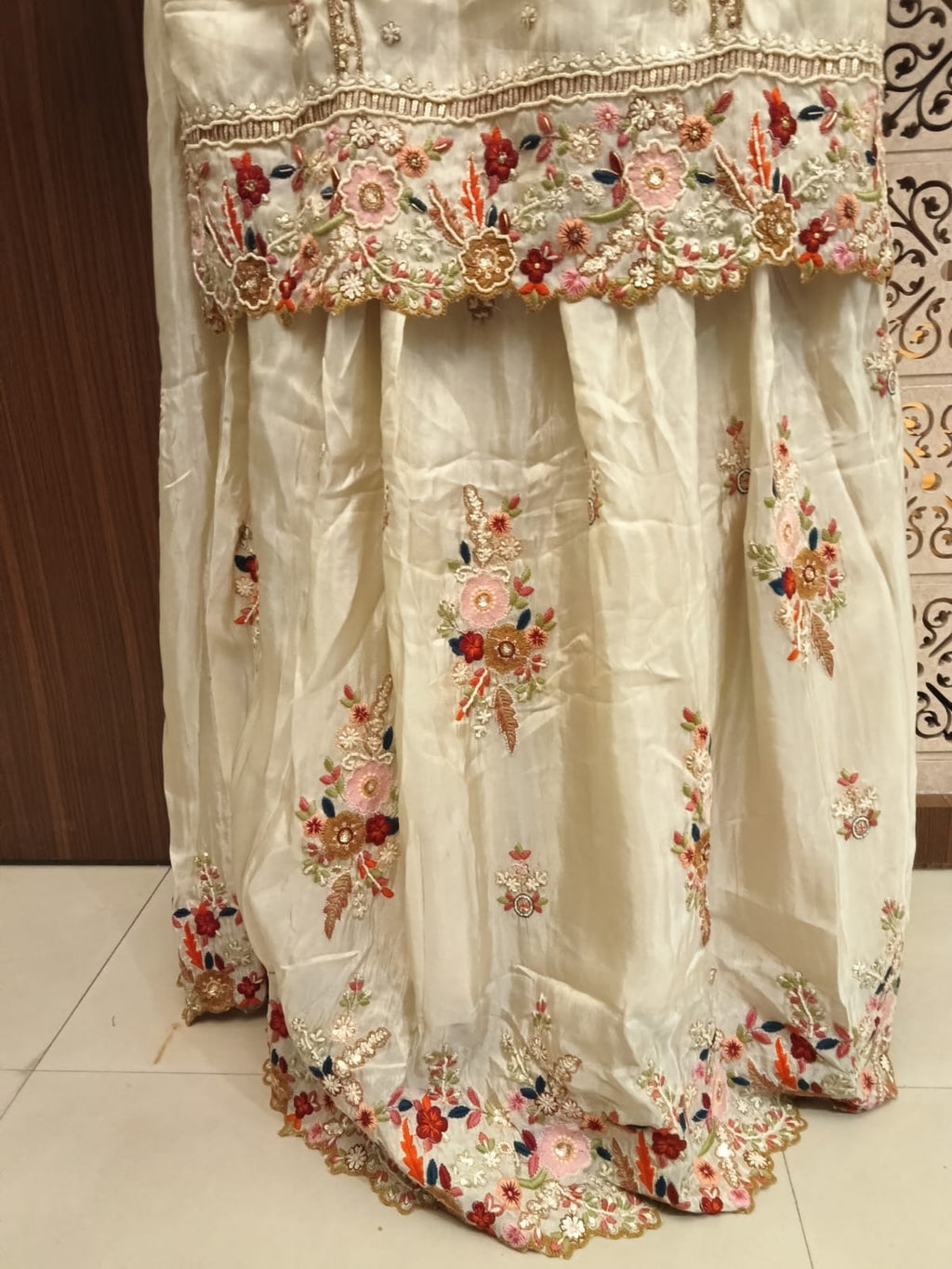Ivory Embroidered Silk lehenga Suit Set.