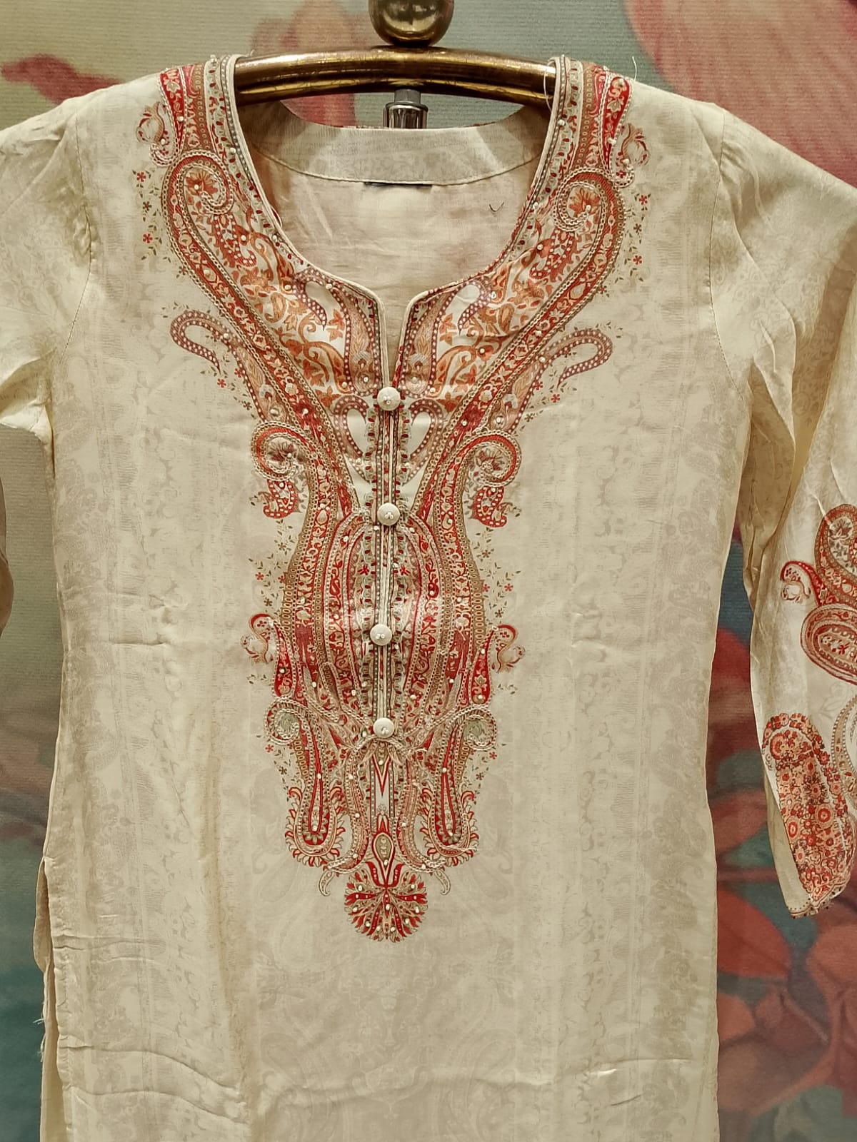 Ivory Cream Kashmiri Printed Kurta Set with Dupatta.