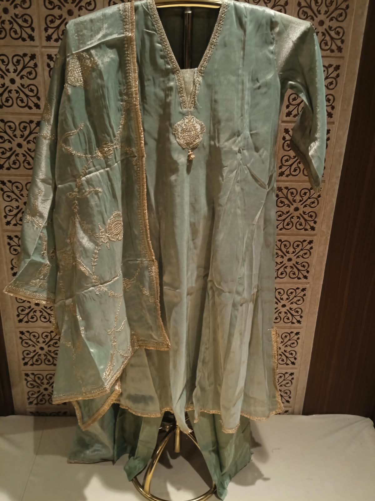 Serene Mint Green Simmer Silk Anarkali Suit Set
