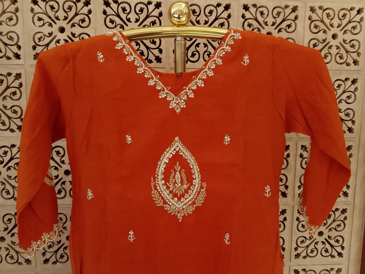 Light Red Zari-Embroidered Mul Chanderi Kurti Pant Set with Dupatta.